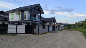 MRR Homestay Nearby Beach Pantai Kelulut - Marang